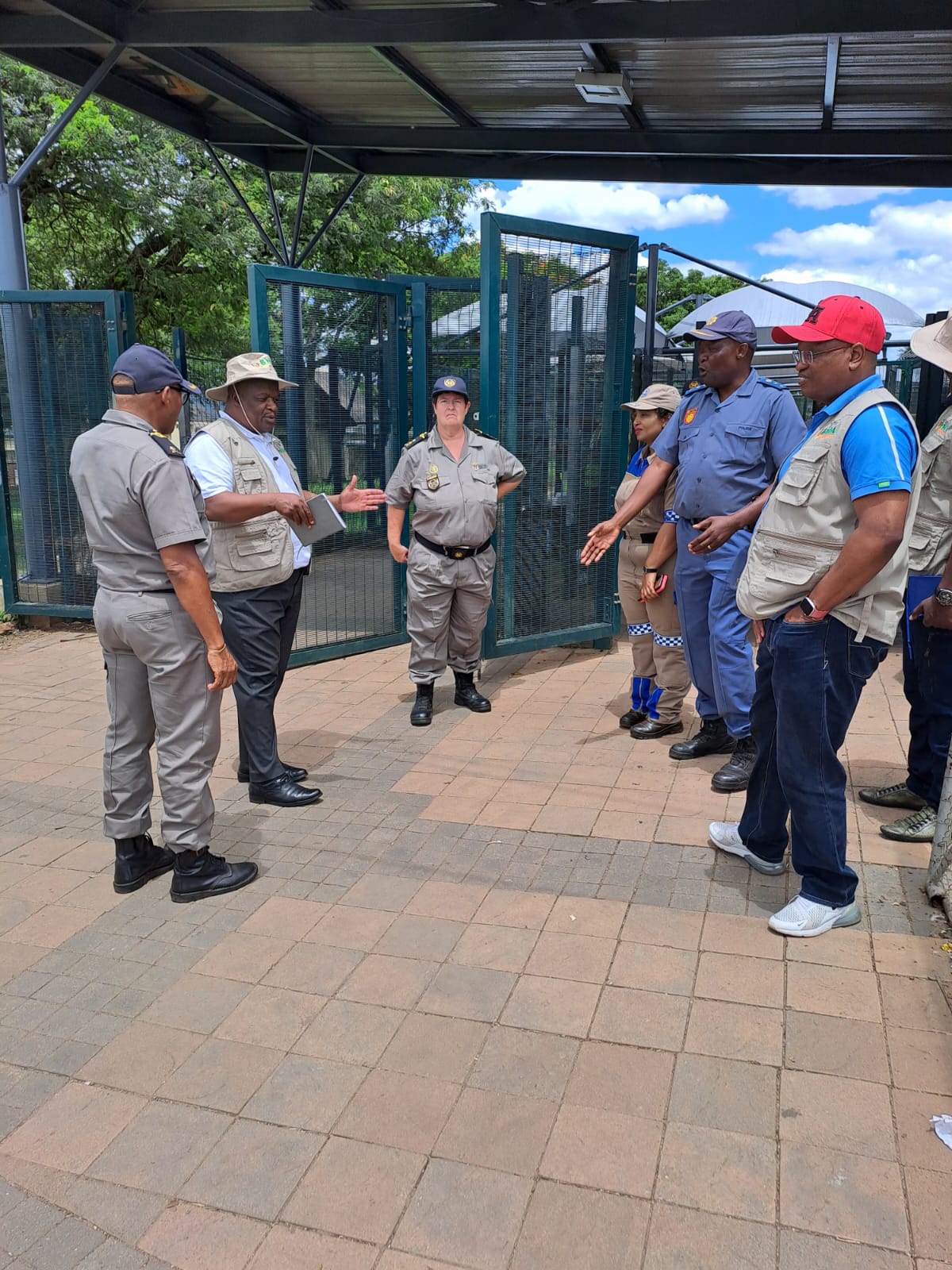 BMA Commissioner, Dr Michael Masiapato; Maj. Gen (rtd) David Chilembe and senior officials inspecting port facilities at Lebombo Port of Entry during the 2022/23 Festive Season.